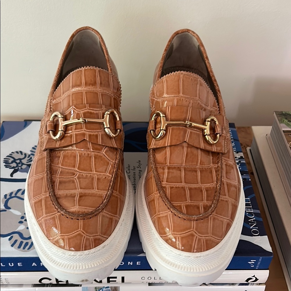 Agl Tan Gold Flats with Modern Platform